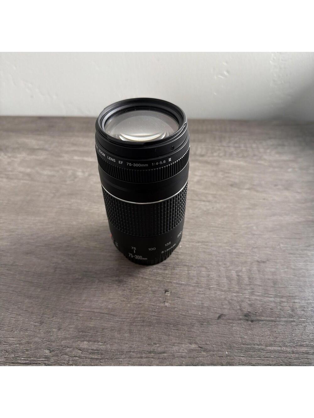 Canon Telephoto Zoom Lens EF 75-300mm 1:4-5.6 III